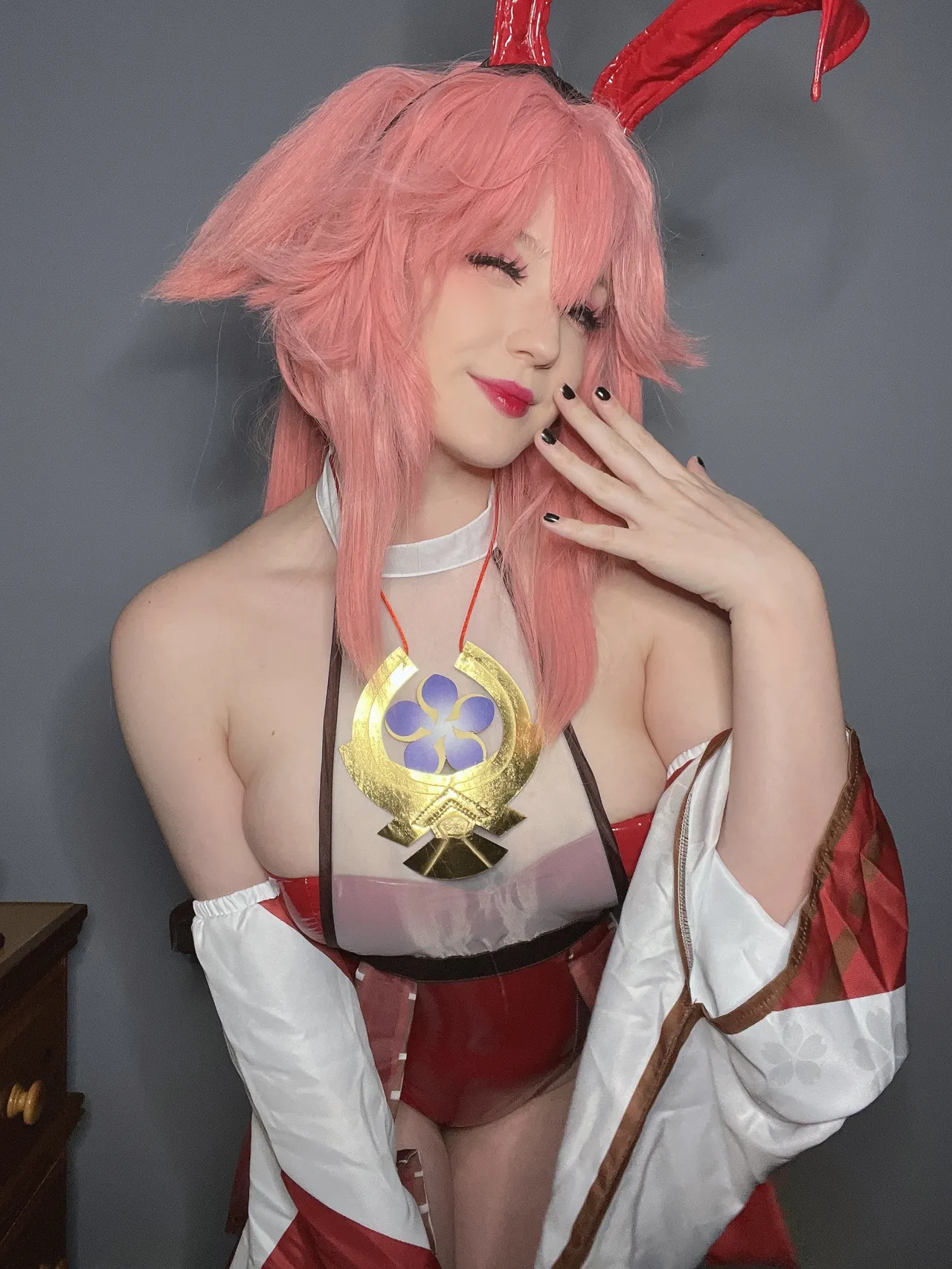 Satin Stars - Bunny Yae Miko Satin Stars - Bunny Yae Miko