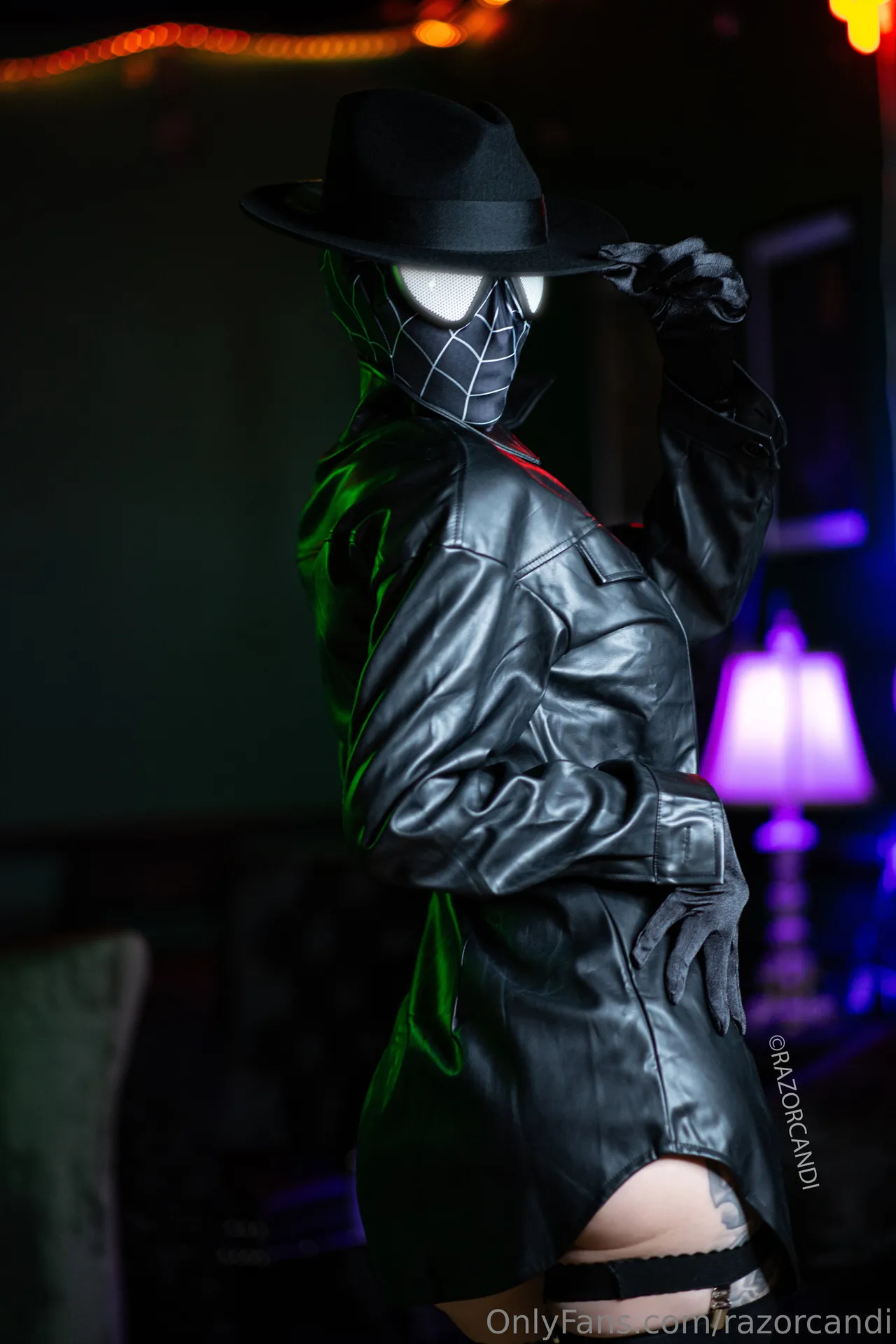 Razor Candi - Spider Noir Razor Candi - Spider Noir