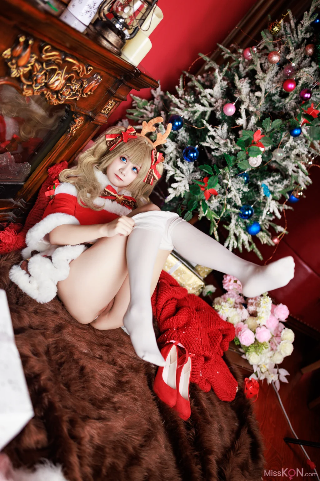 Coser@阿雪雪: 圣诞芭芭拉 (109 photos + 2 videos) Coser@阿雪雪: 圣诞芭芭拉 (109 photos + 2 videos)
