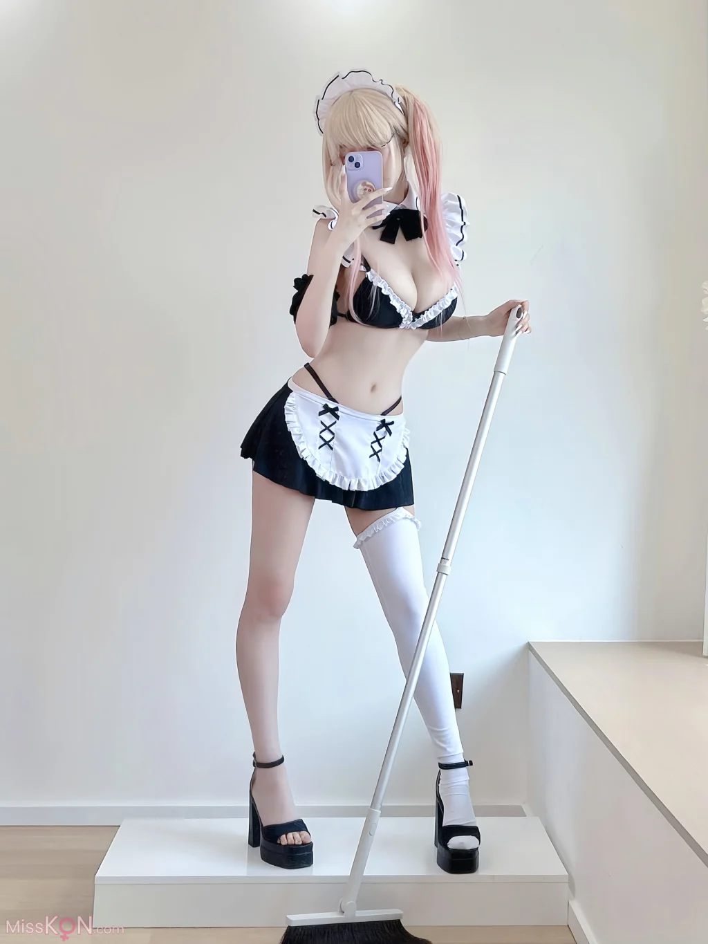 Coser@白银81: Maid Marin (62 photos) Coser@白银81: Maid Marin (62 photos)