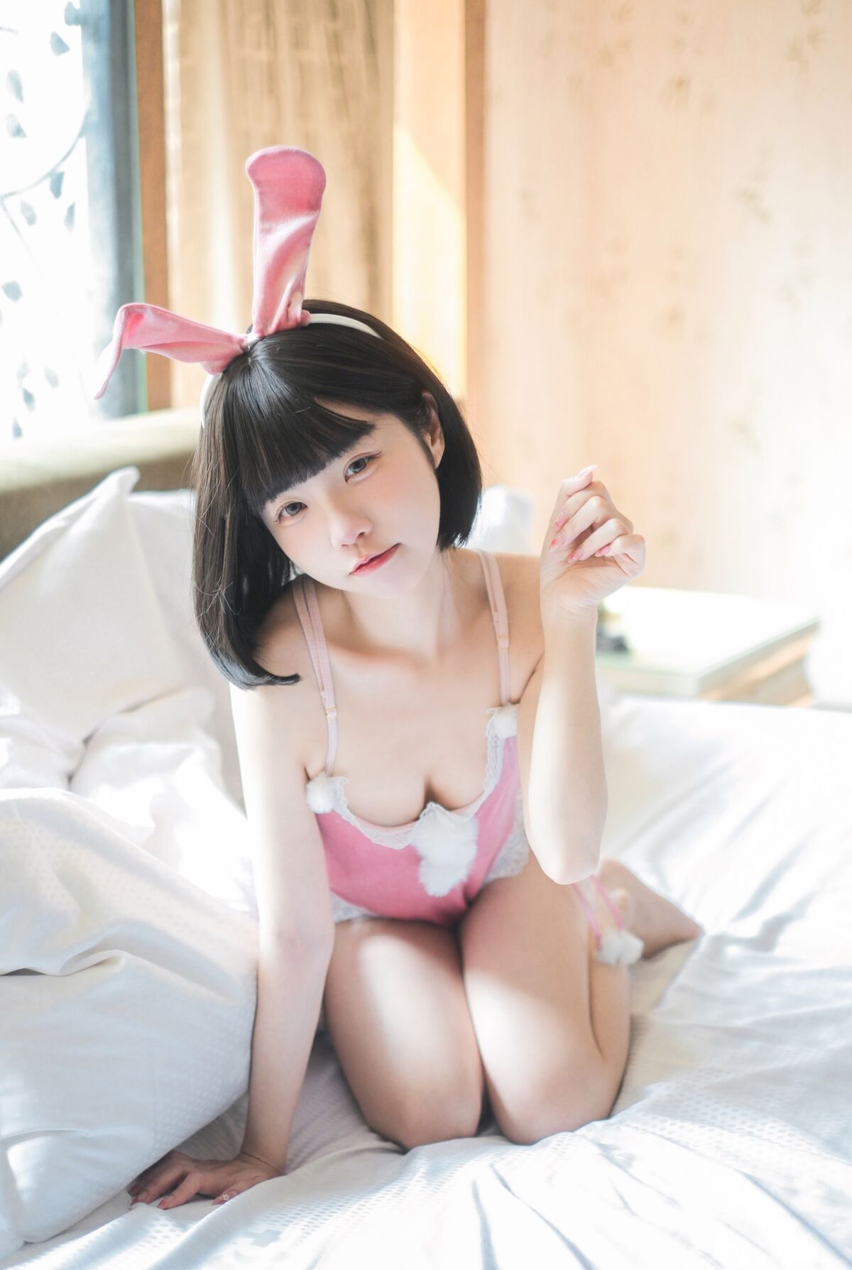 Coser@ Coco White Rabbit - Pure Desire Bunny Girl (51P) Coser@ Coco White Rabbit - Pure Desire Bunny Girl (51P)
