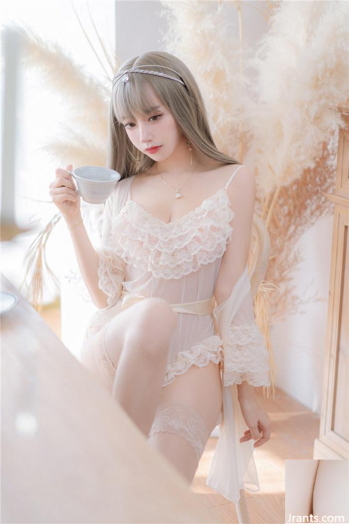 Coser@ Expired Mixian Meow Vol.129 Princess of Versailles (52P) Coser@ Expired Mixian Meow Vol.129 Princess of Versailles (52P)