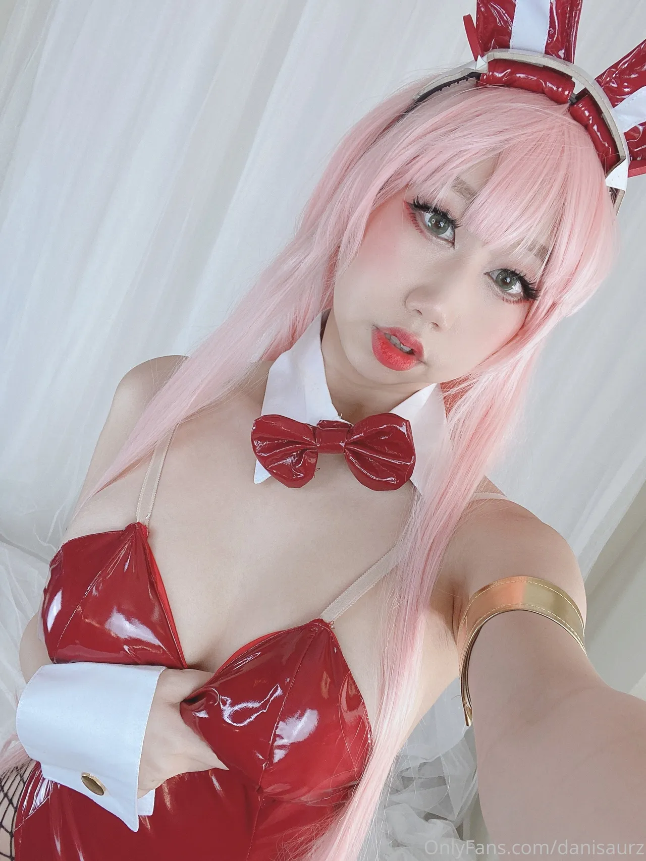 Danisaurz - Bunny Zero Two Danisaurz - Bunny Zero Two