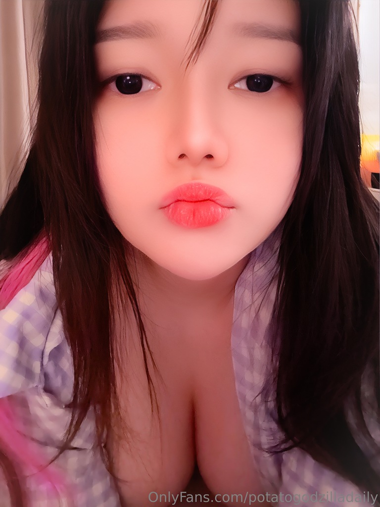 Potato Godzilla – OnlyFans Nude Sep 1-30, 2025 Potato Godzilla – OnlyFans Nude Sep 1-30, 2025