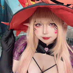 UyUy - Witch Marin UyUy - Witch Marin