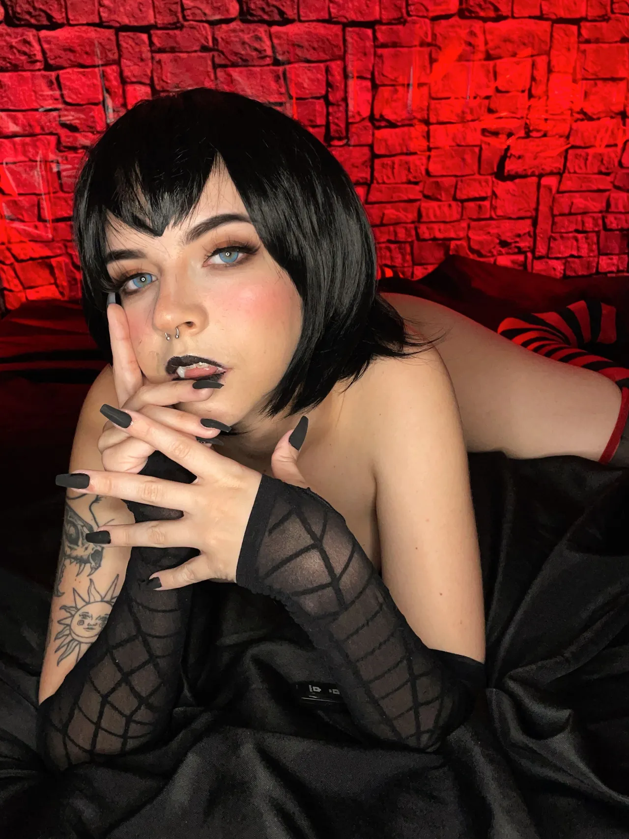 Alex Nova - Mavis Alex Nova - Mavis