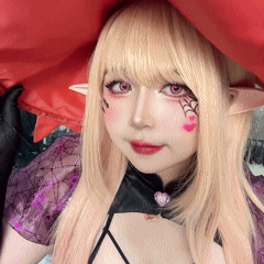 UyUy - Witch Marin UyUy - Witch Marin