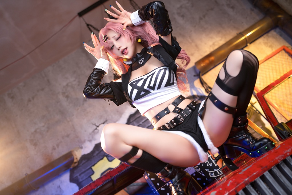 Aqua 水淼 – Nicole (Zenless Zone Zero) Aqua 水淼 – Nicole (Zenless Zone Zero)