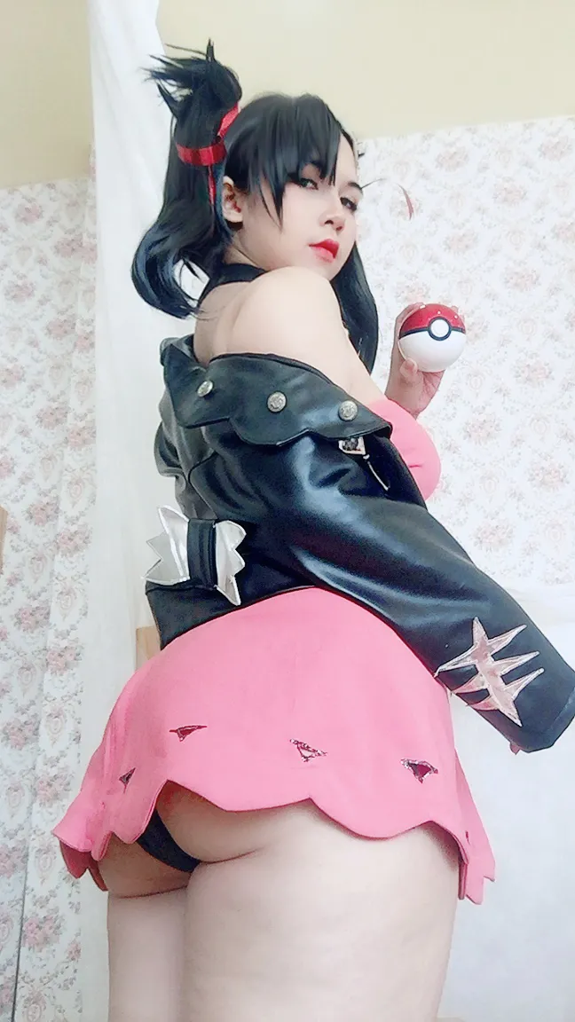 UyUy - Marnie UyUy - Marnie