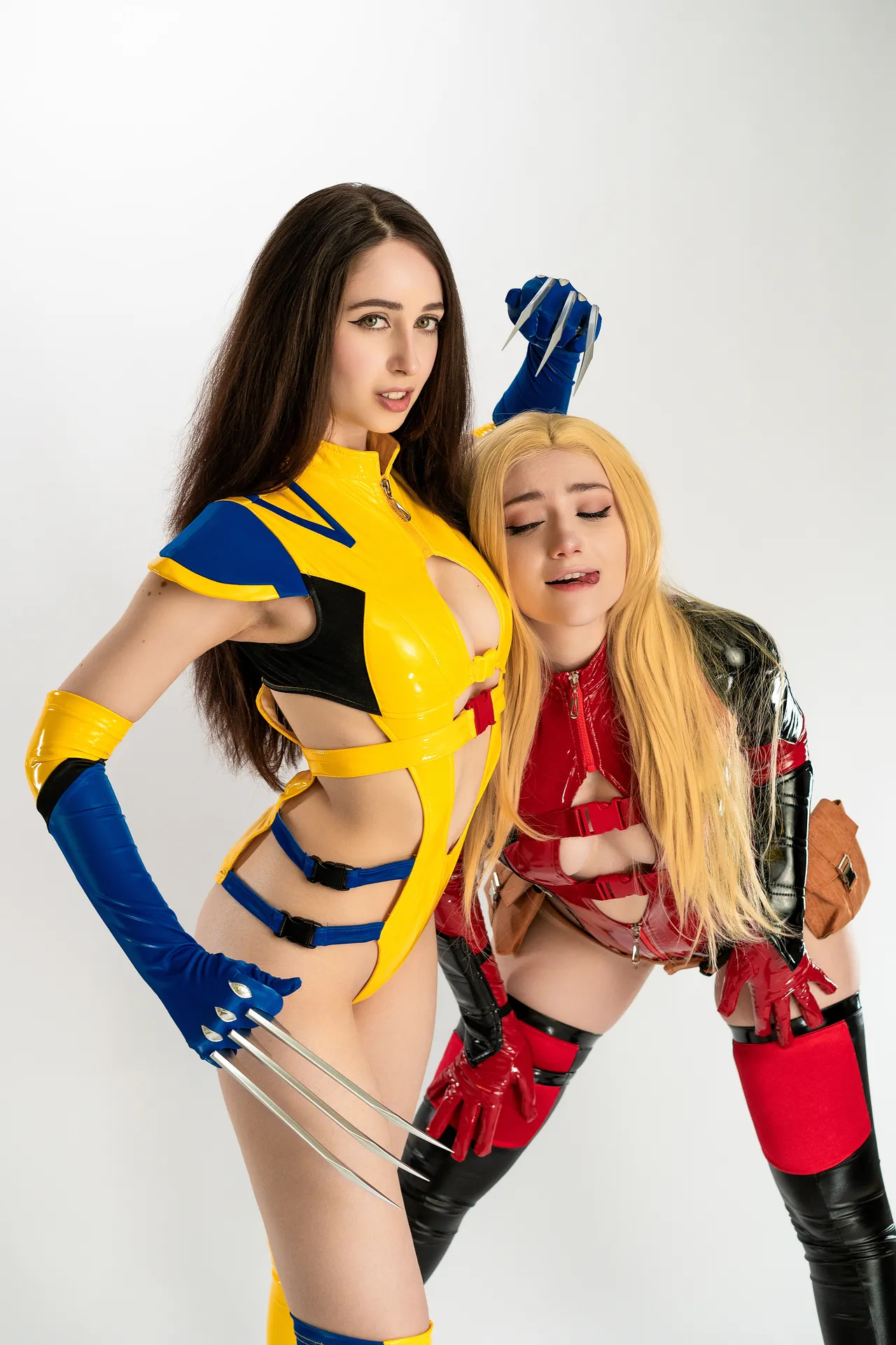 Gumiho & CarryKey - Wolverine & Deadpool Gumiho & CarryKey - Wolverine & Deadpool