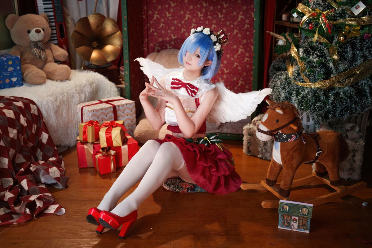 Coser@Seele MaiMai - Rem Christmas Story (64P) Coser@Seele MaiMai - Rem Christmas Story (64P)