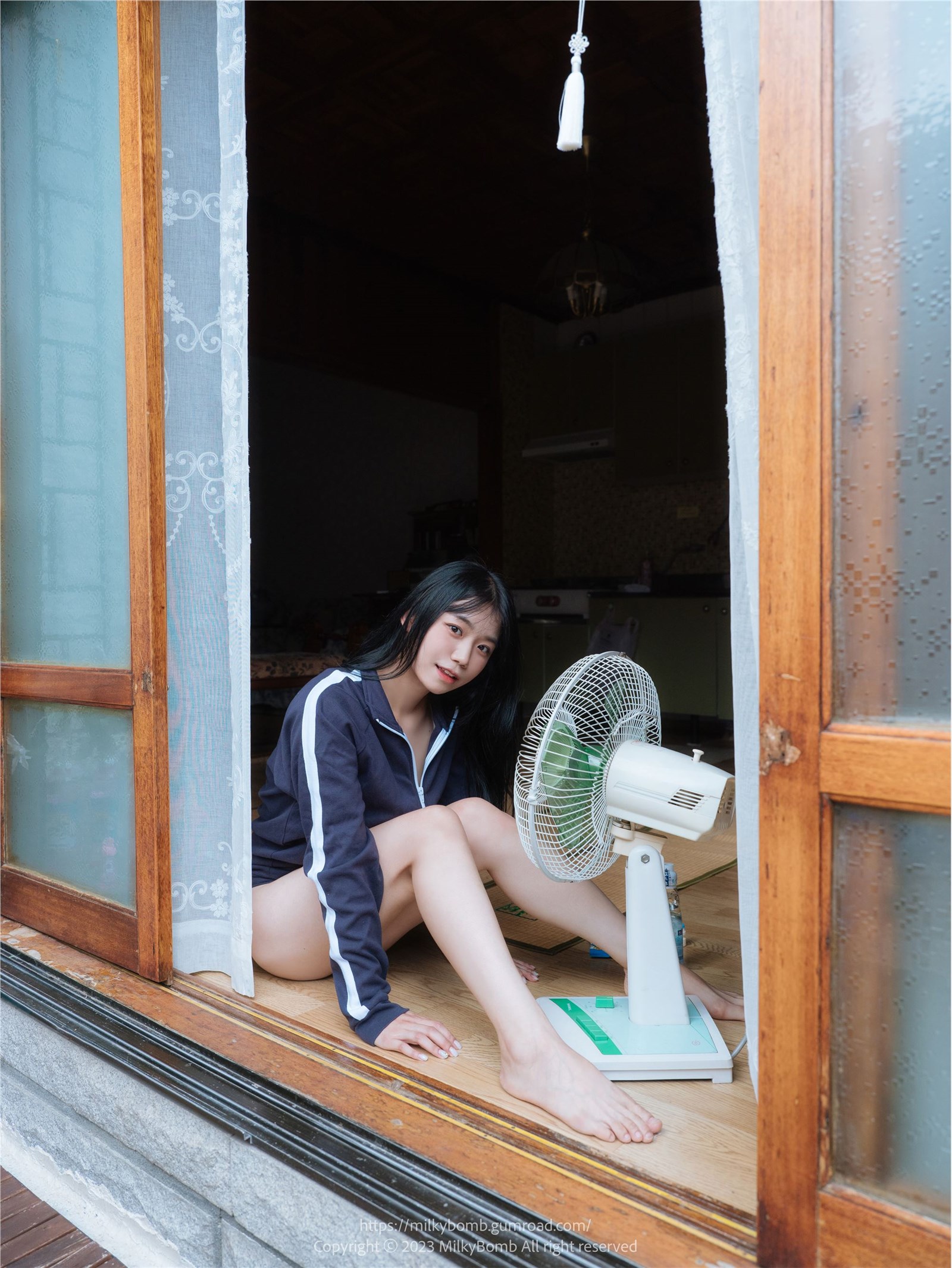 MilkyBomb - Yui Vol.002 - Tracksuit 1 MilkyBomb - Yui Vol.002 - Tracksuit 1