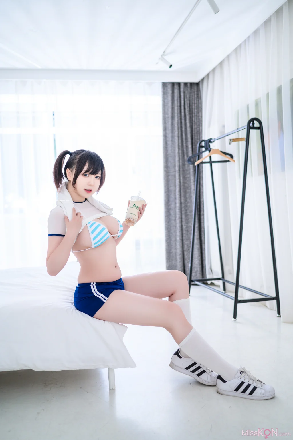 Coser@Pipi Milk is so cute: See-through gymnastics outfit (50 photos) Coser@Pipi Milk is so cute: See-through gymnastics outfit (50 photos)