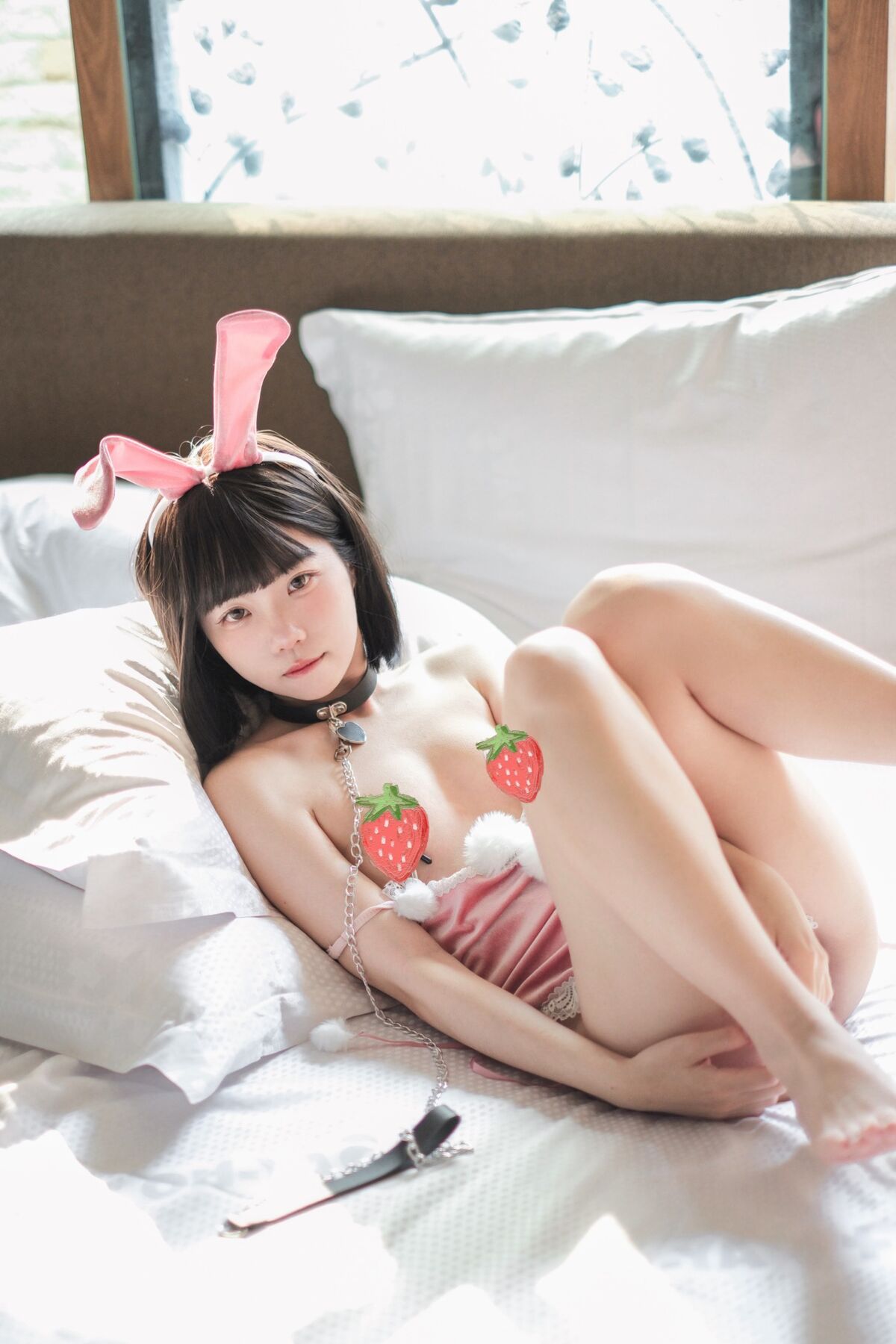 Coser@ Coco White Rabbit - Pure Desire Bunny Girl (51P) Coser@ Coco White Rabbit - Pure Desire Bunny Girl (51P)