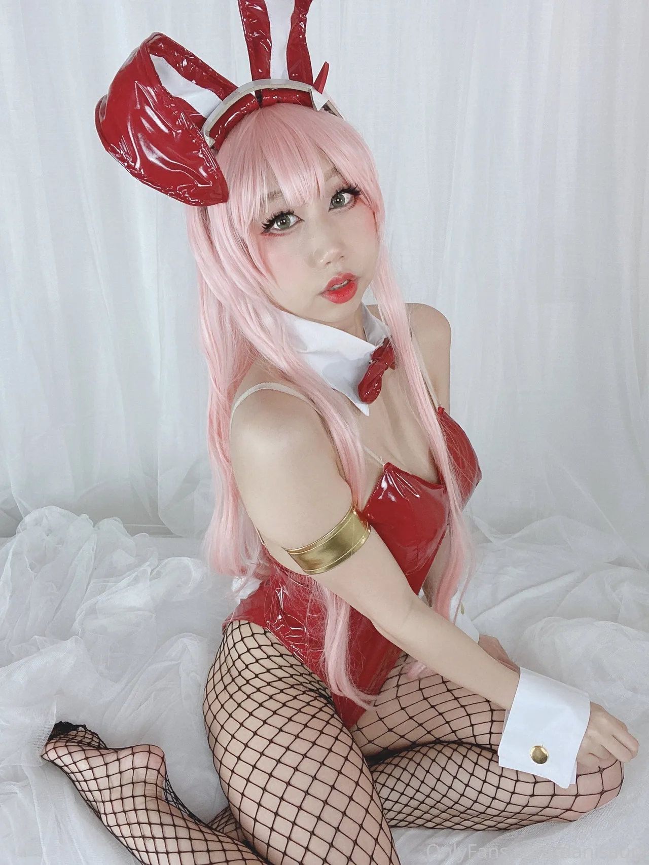 Danisaurz - Bunny Zero Two Danisaurz - Bunny Zero Two