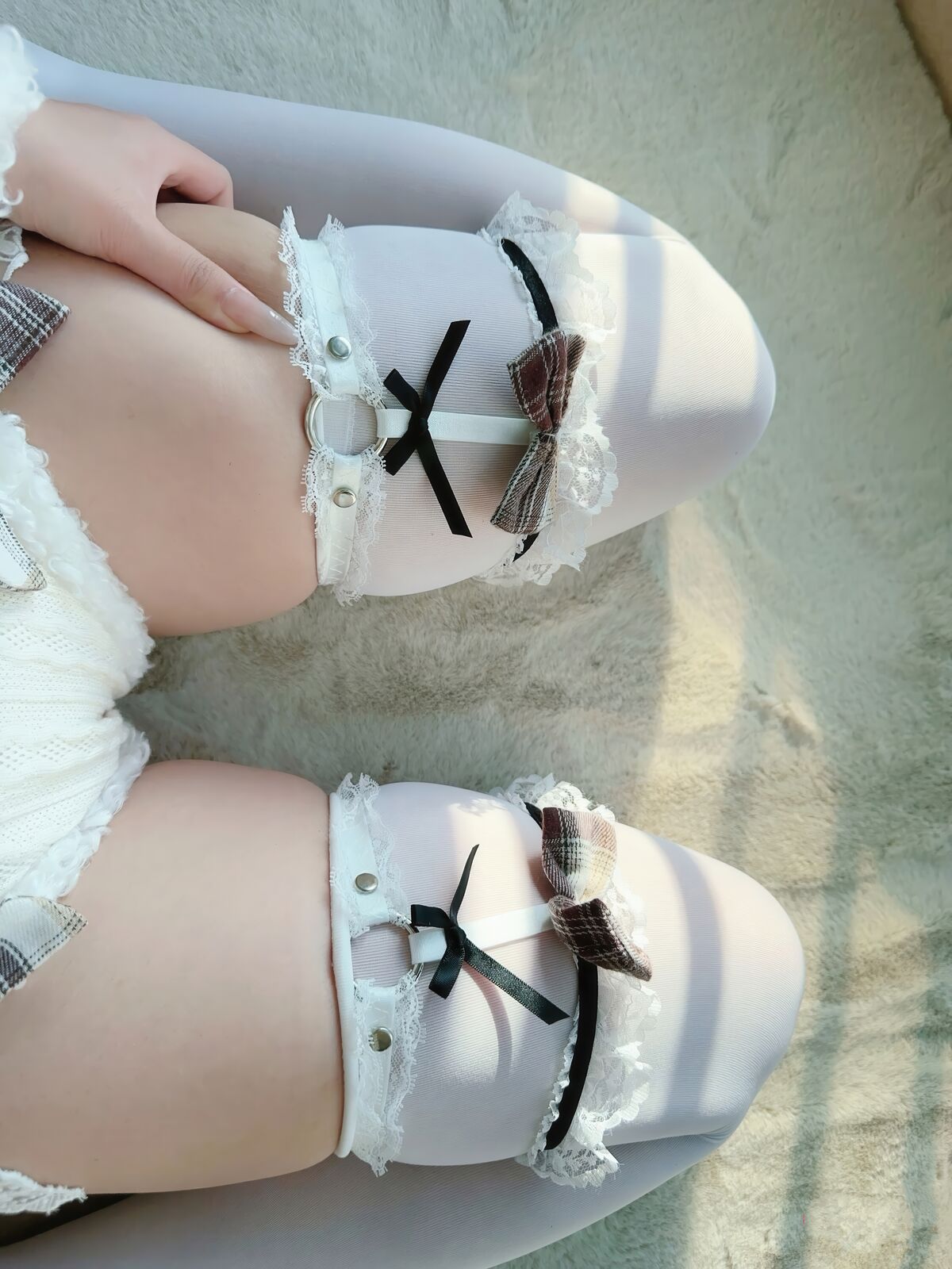 Coser@yuuhui Yuhui - Winter Velvet Rabbit (52P - 6V) Coser@yuuhui Yuhui - Winter Velvet Rabbit (52P - 6V)