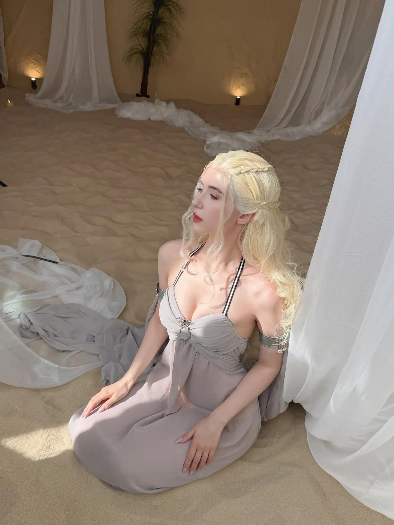 Mik Allen - Daenerys Mik Allen - Daenerys