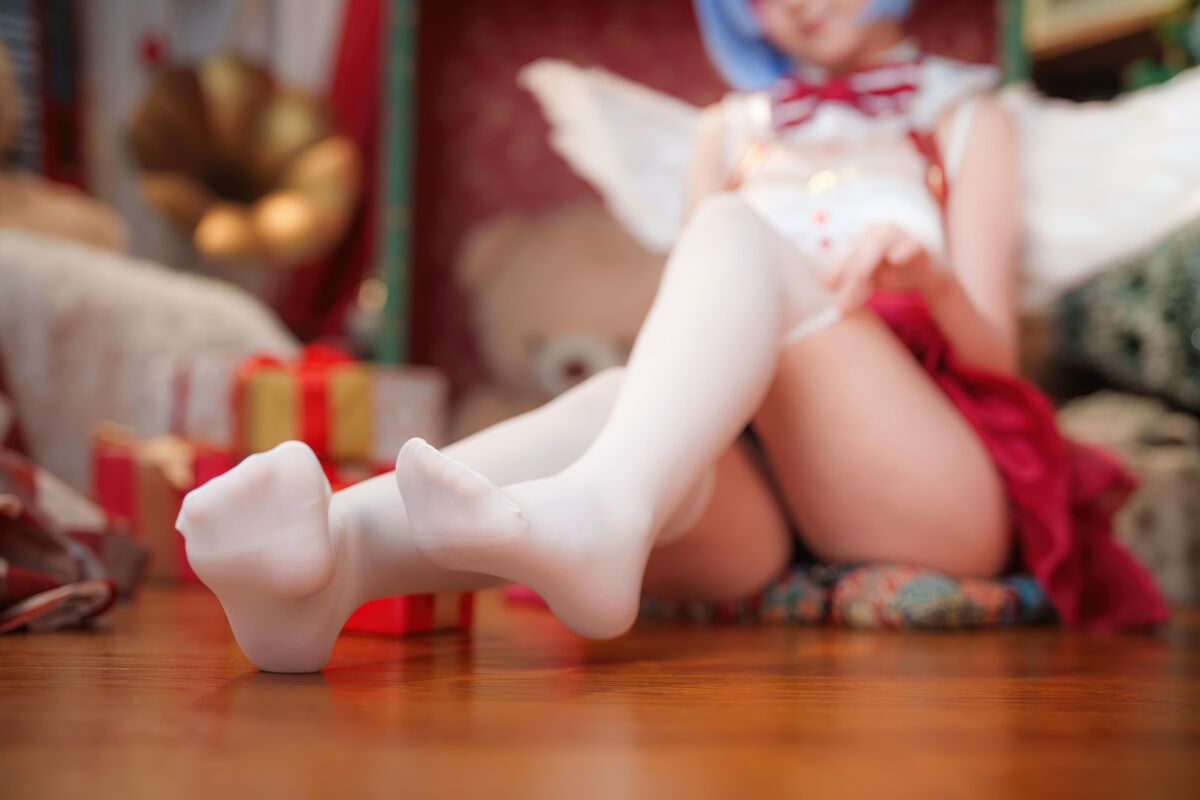 Coser@Seele MaiMai - Rem Christmas Story (64P) Coser@Seele MaiMai - Rem Christmas Story (64P)