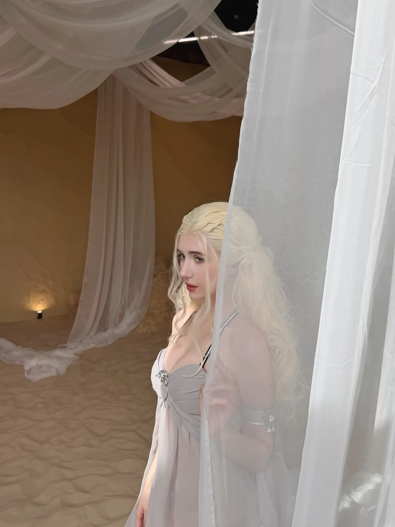 Mik Allen - Daenerys Mik Allen - Daenerys
