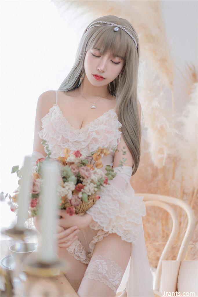 Coser@ Expired Mixian Meow Vol.129 Princess of Versailles (52P) Coser@ Expired Mixian Meow Vol.129 Princess of Versailles (52P)