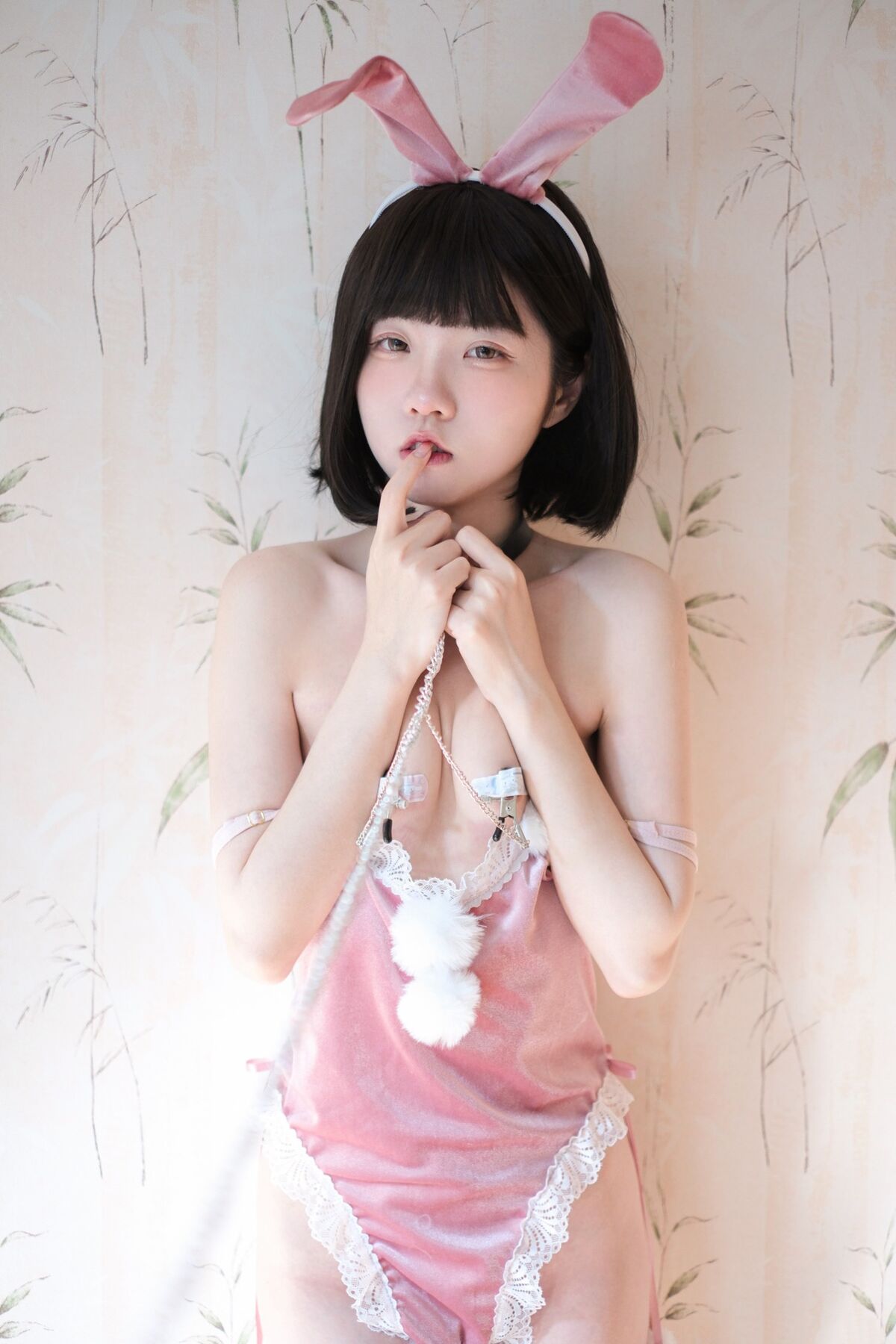 Coser@ Coco White Rabbit - Pure Desire Bunny Girl (51P) Coser@ Coco White Rabbit - Pure Desire Bunny Girl (51P)