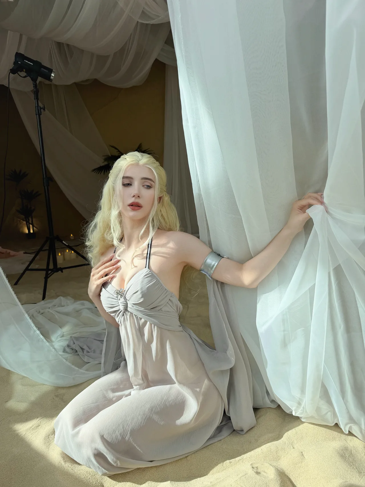Mik Allen - Daenerys Mik Allen - Daenerys