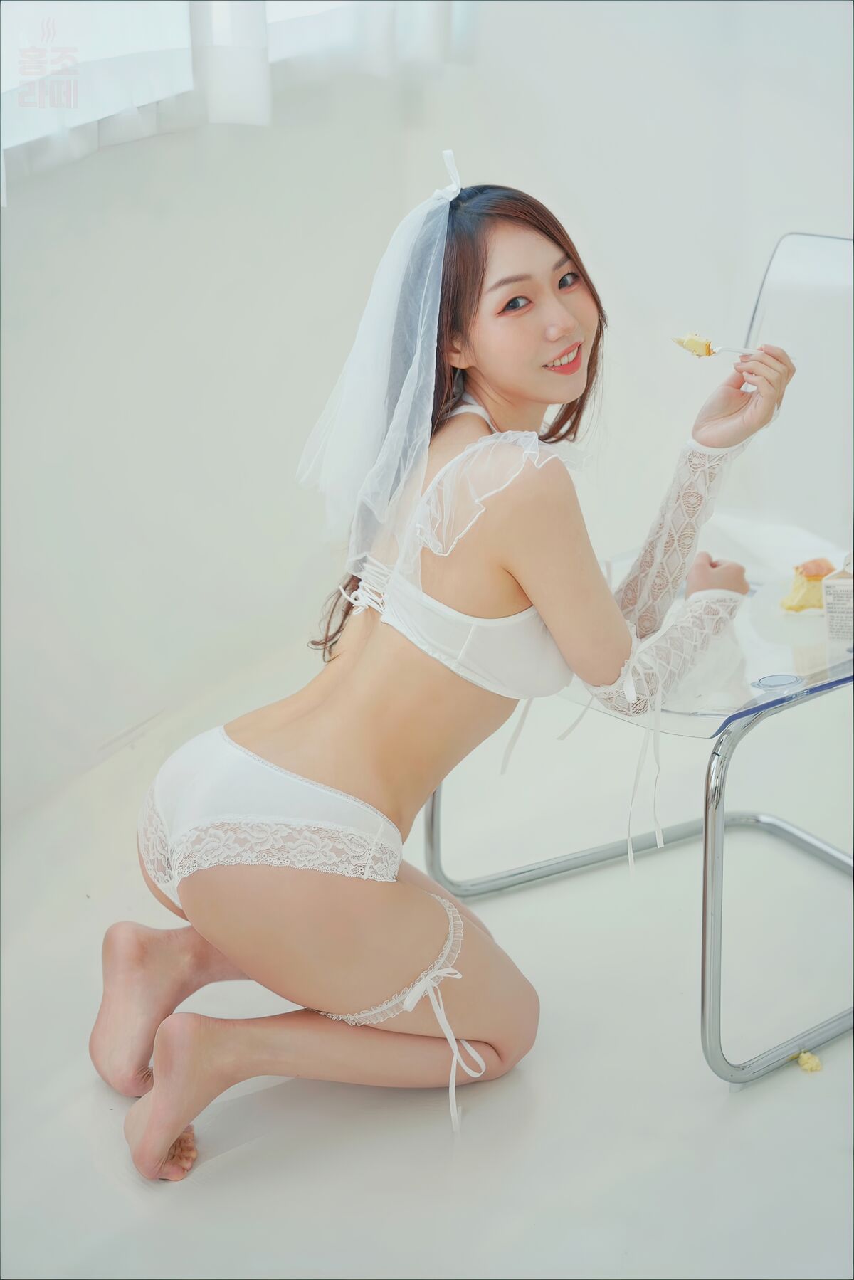 Usagi Vol.01 White Site Usagi Vol.01 White Site