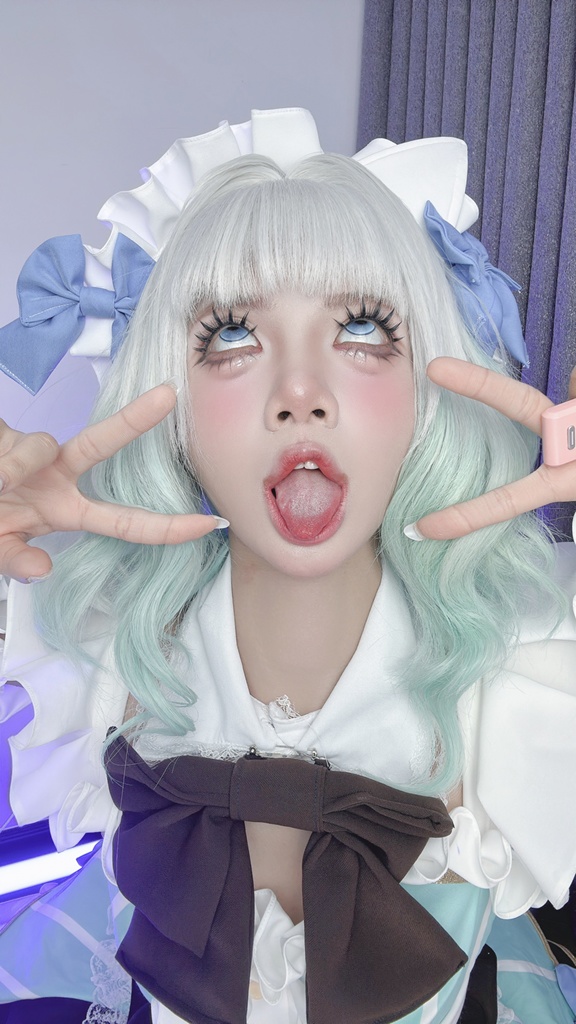 PoppaChan – Phantom Mint PoppaChan – Phantom Mint