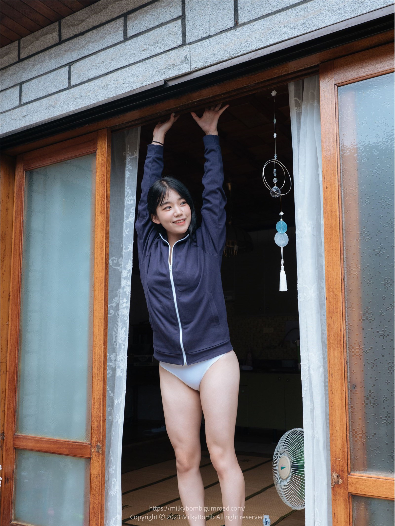 MilkyBomb - Yui Vol.002 - Tracksuit 1 MilkyBomb - Yui Vol.002 - Tracksuit 1
