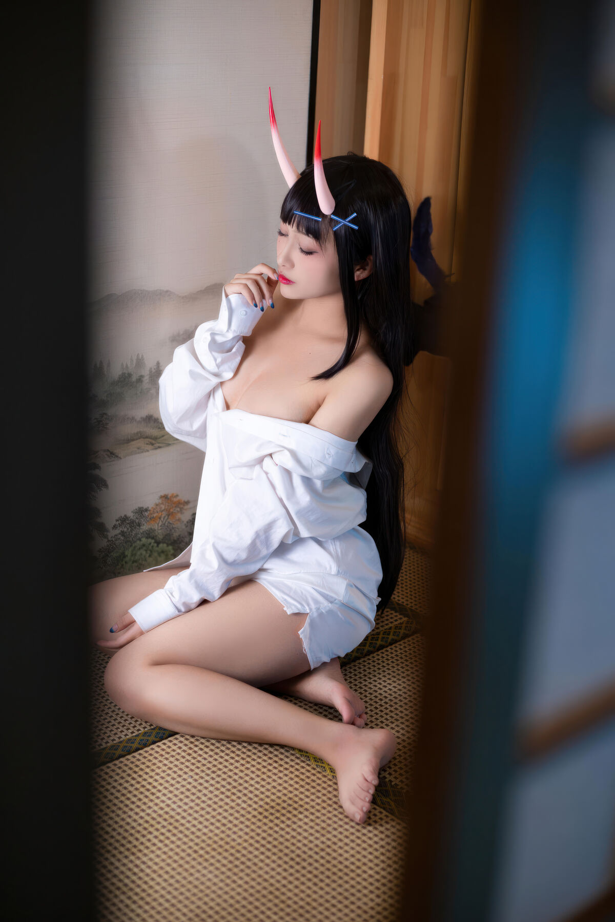 Coser@ LoLiSAMA - Azur Route - Noshiro Shirt (74P) Coser@ LoLiSAMA - Azur Route - Noshiro Shirt (74P)