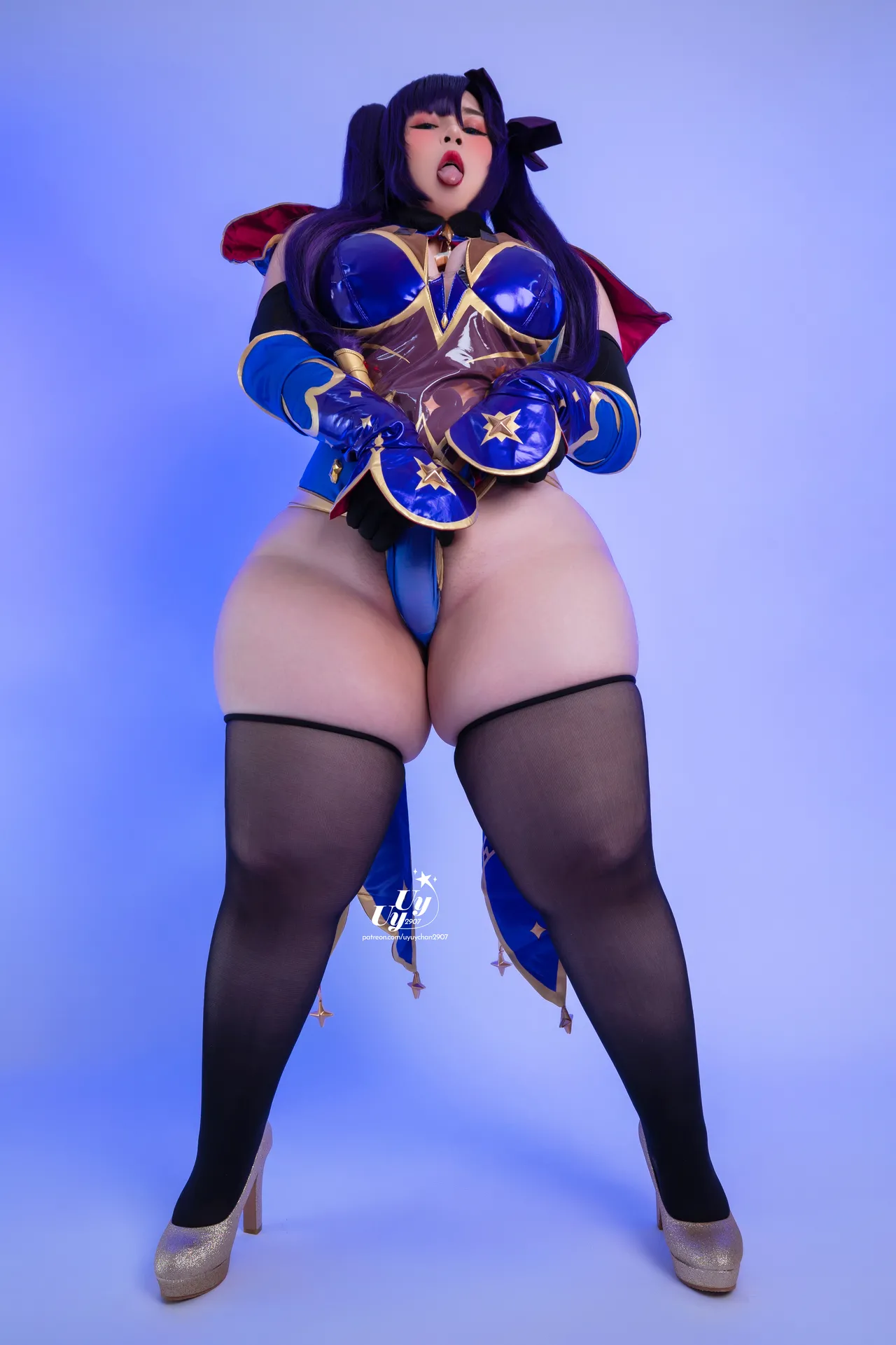 UyUy - Mona 2 UyUy - Mona 2