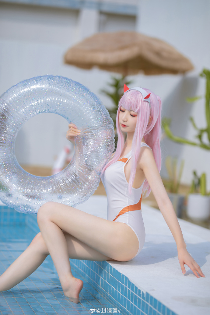 DARLING in the FRANXX 02 Water by snr DARLING in the FRANXX 02 Water by snr