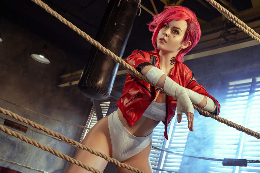 Helly von Valentine (Disharmonica) – Vi Arcane Helly von Valentine (Disharmonica) – Vi Arcane