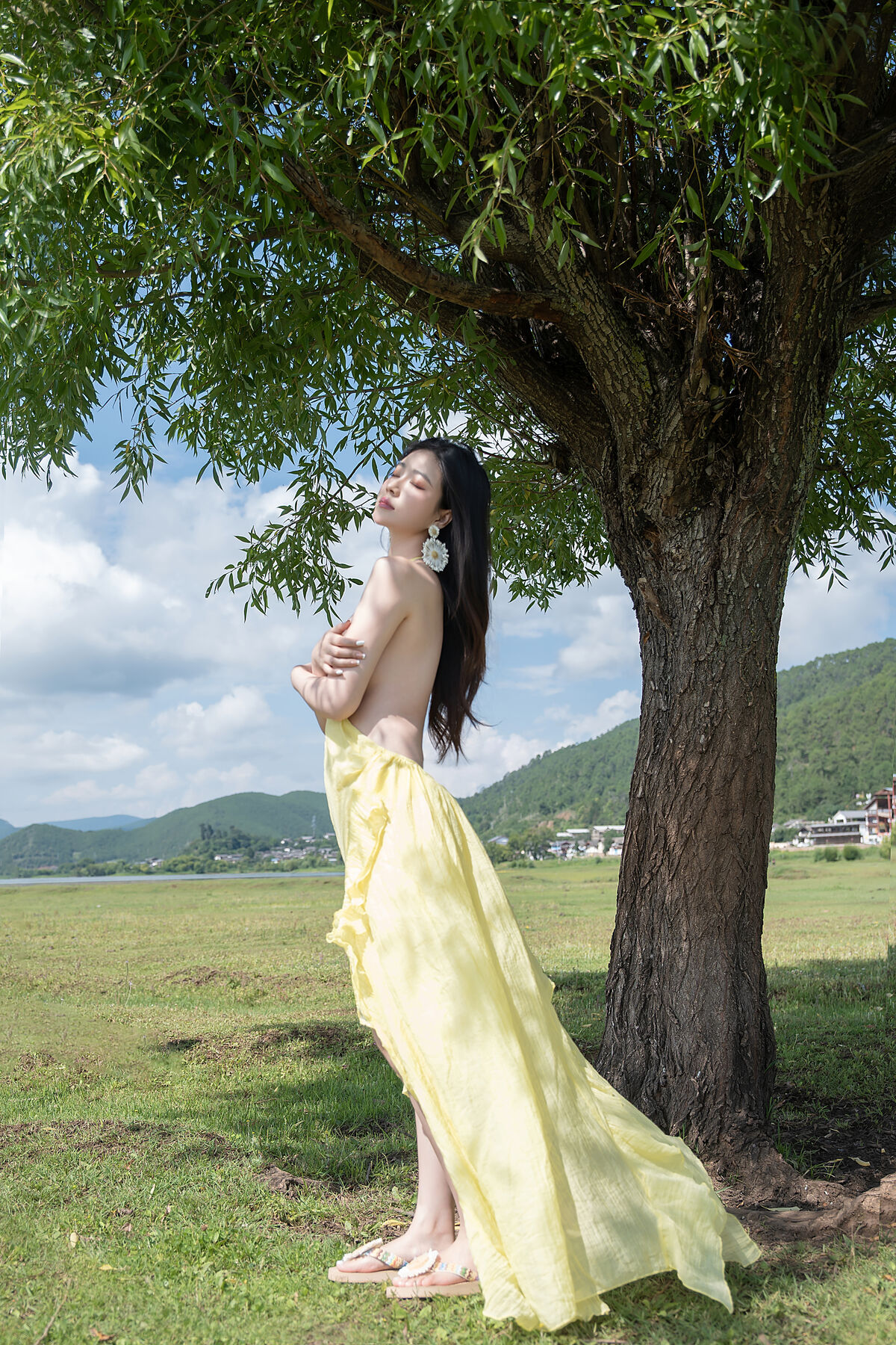 Coser@ Nnian - The Green Field (84P) Coser@ Nnian - The Green Field (84P)