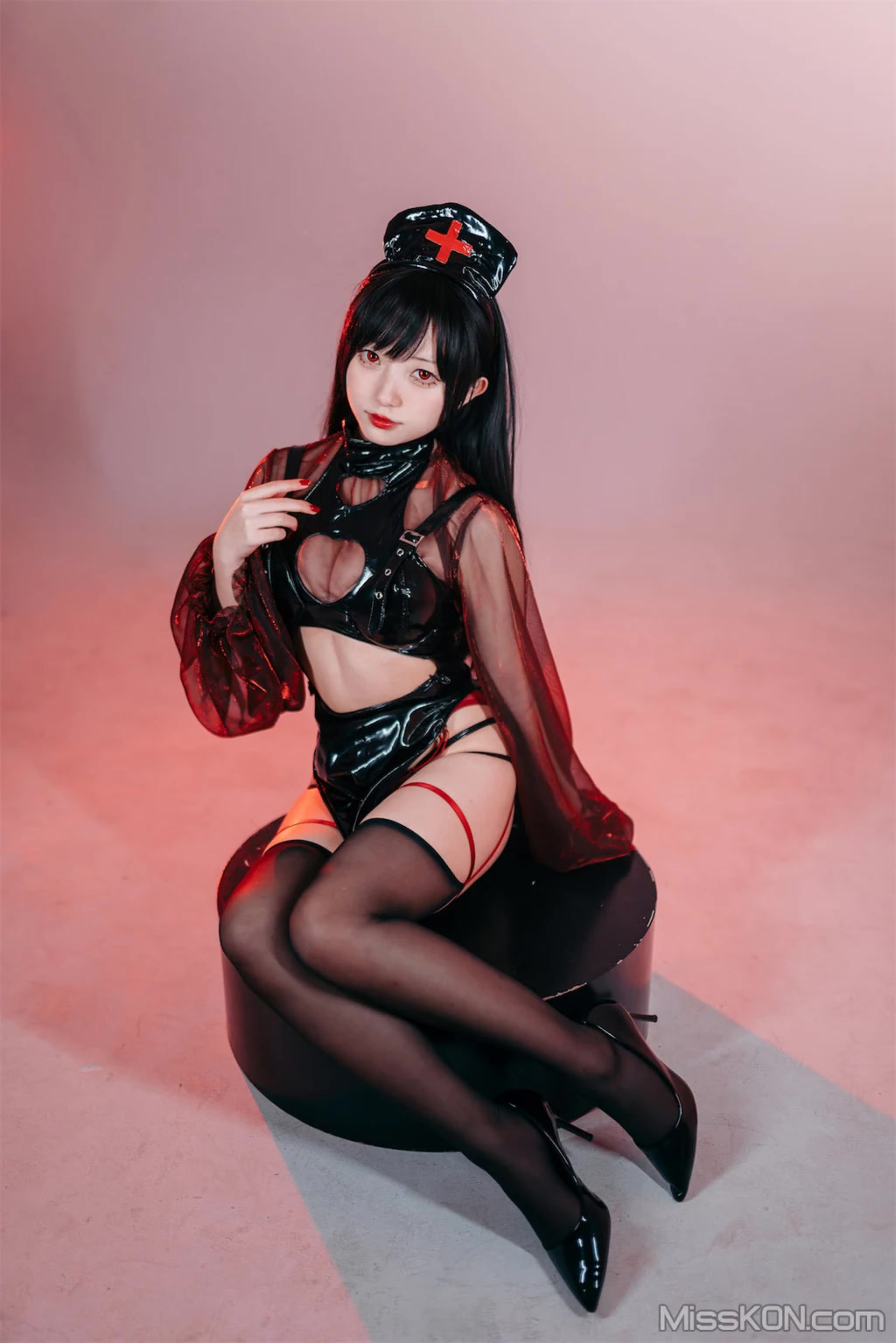 Coser@花铃: 猩红护士 (77 photos) Coser@花铃: 猩红护士 (77 photos)