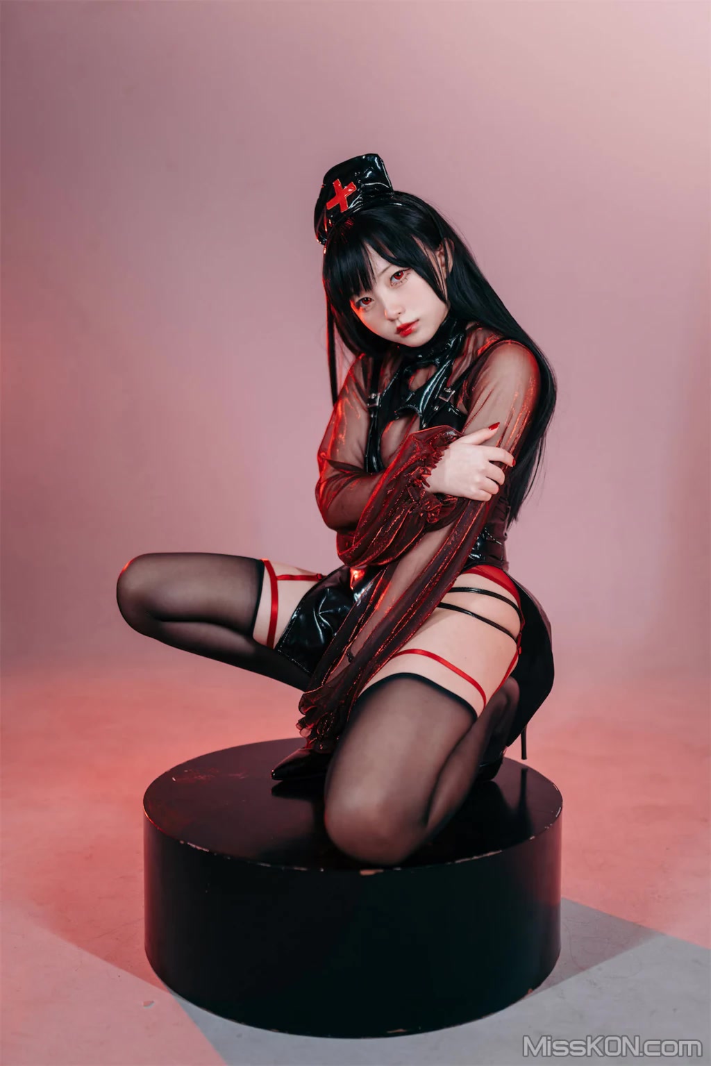 Coser@花铃: 猩红护士 (77 photos) Coser@花铃: 猩红护士 (77 photos)