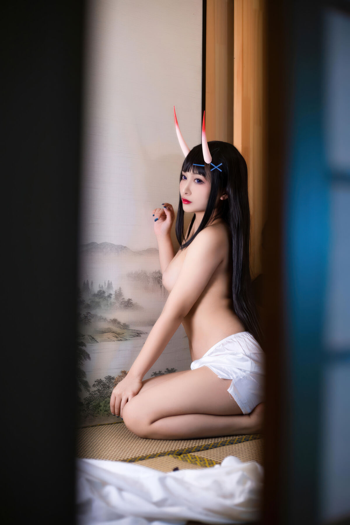 Coser@ LoLiSAMA - Azur Route - Noshiro Shirt (74P) Coser@ LoLiSAMA - Azur Route - Noshiro Shirt (74P)