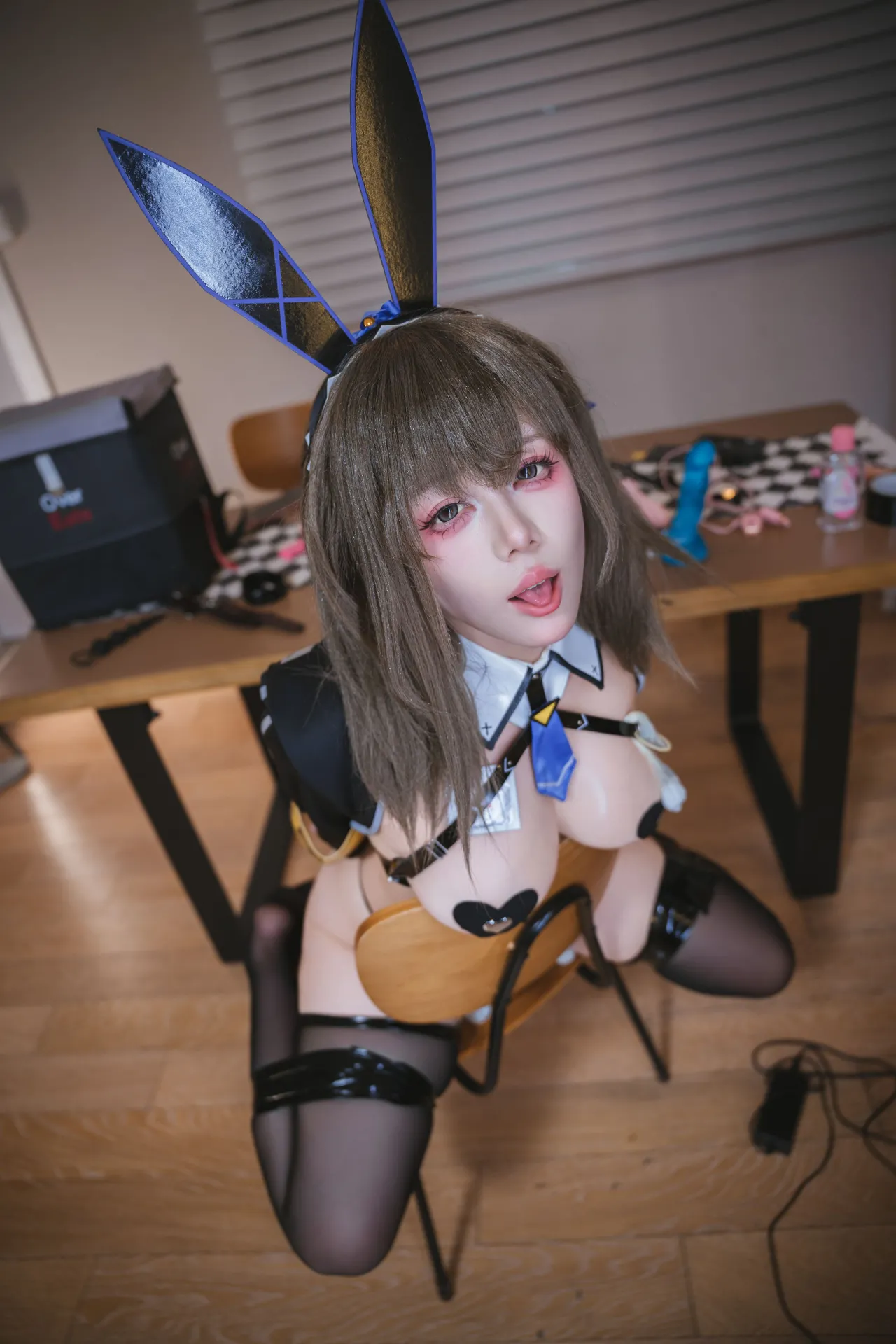 九言 (Jiu Yan) - Delivery Bunny Girl 九言 (Jiu Yan) - Delivery Bunny Girl
