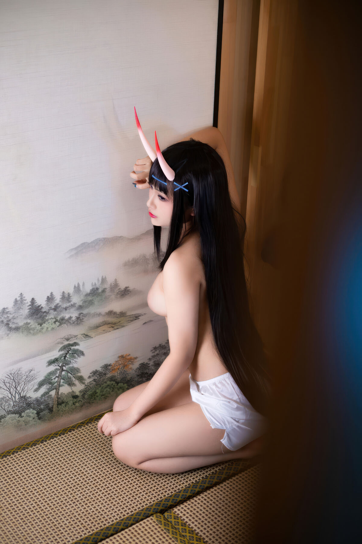 Coser@ LoLiSAMA - Azur Route - Noshiro Shirt (74P) Coser@ LoLiSAMA - Azur Route - Noshiro Shirt (74P)