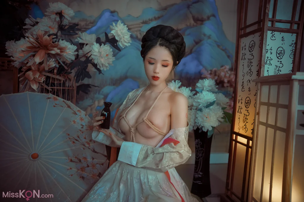 Coser@钛合金TiTi: 霜花店 (55 photos + 1 video) Coser@钛合金TiTi: 霜花店 (55 photos + 1 video)