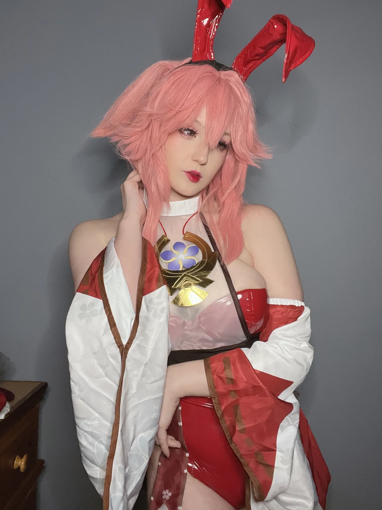 Satin Stars - Bunny Yae Miko Satin Stars - Bunny Yae Miko