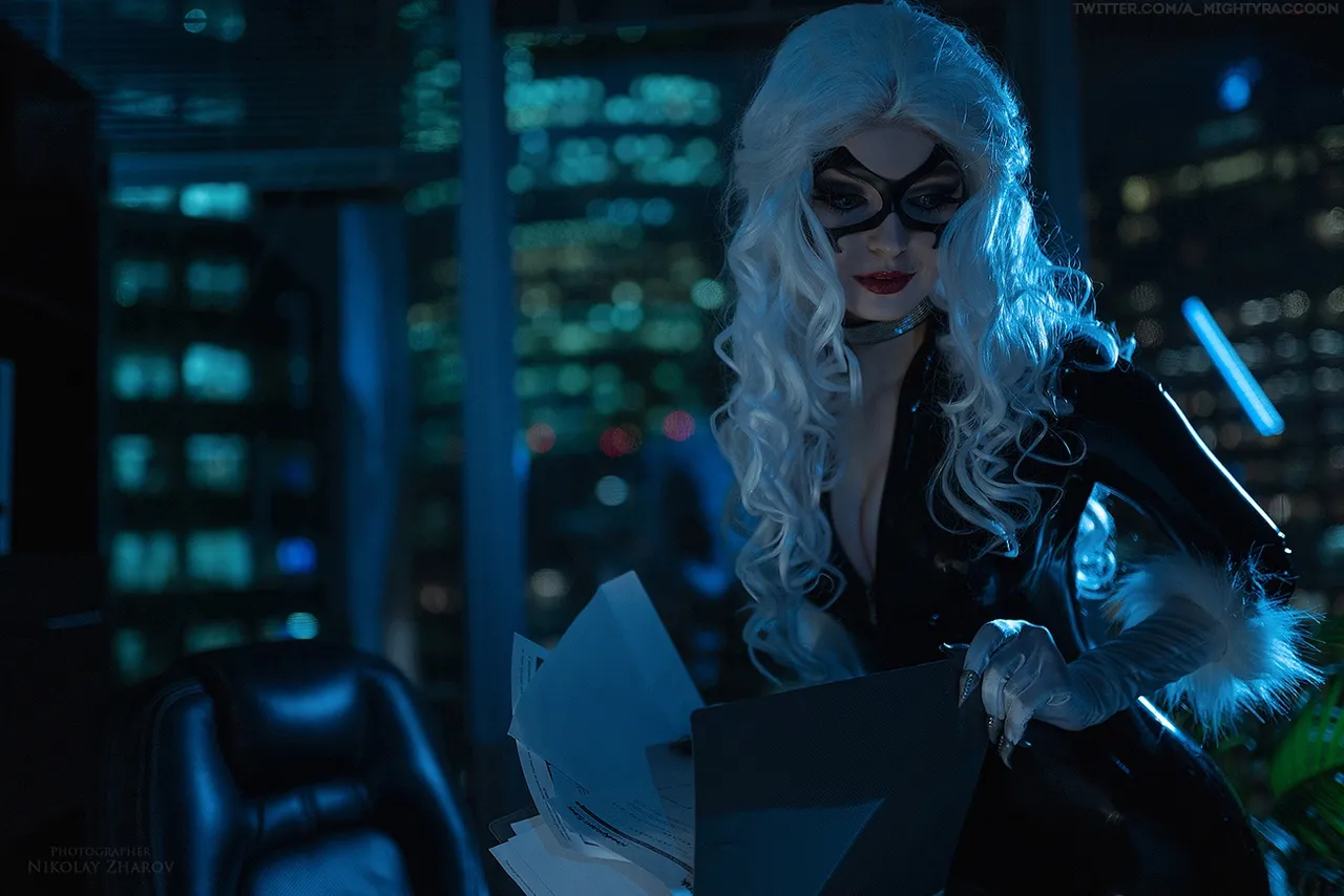 MightyRaccoon - Black Cat MightyRaccoon - Black Cat