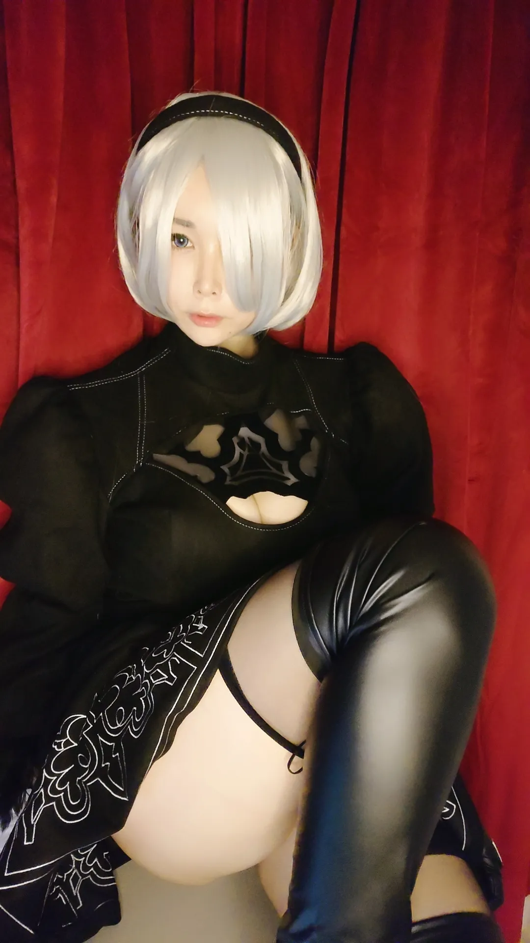 Okada Yui - 2B Okada Yui - 2B