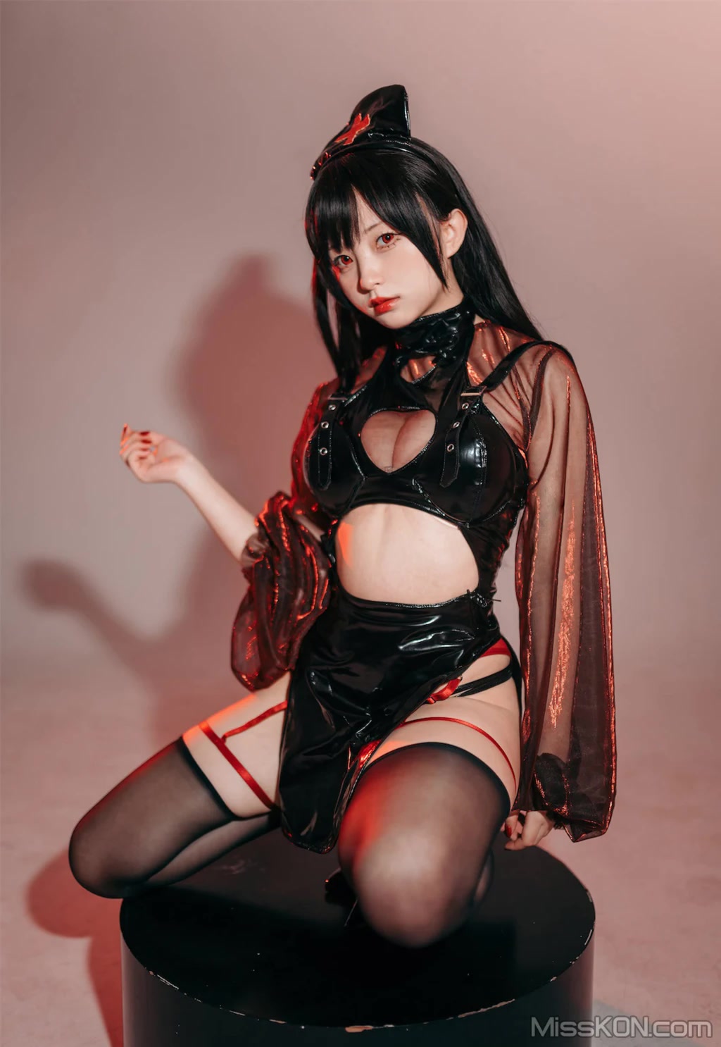 Coser@花铃: 猩红护士 (77 photos) Coser@花铃: 猩红护士 (77 photos)
