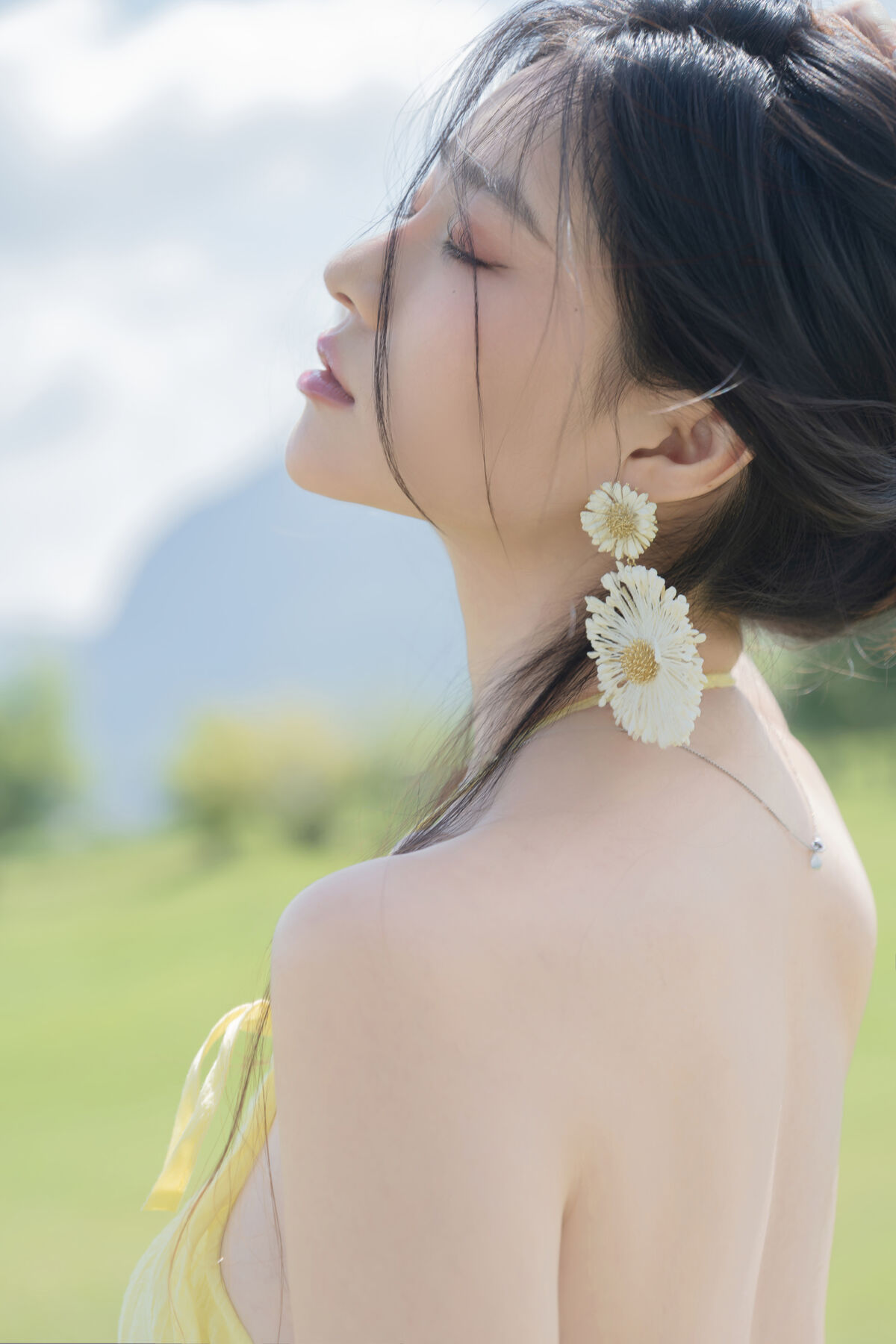Coser@ Nnian - The Green Field (84P) Coser@ Nnian - The Green Field (84P)