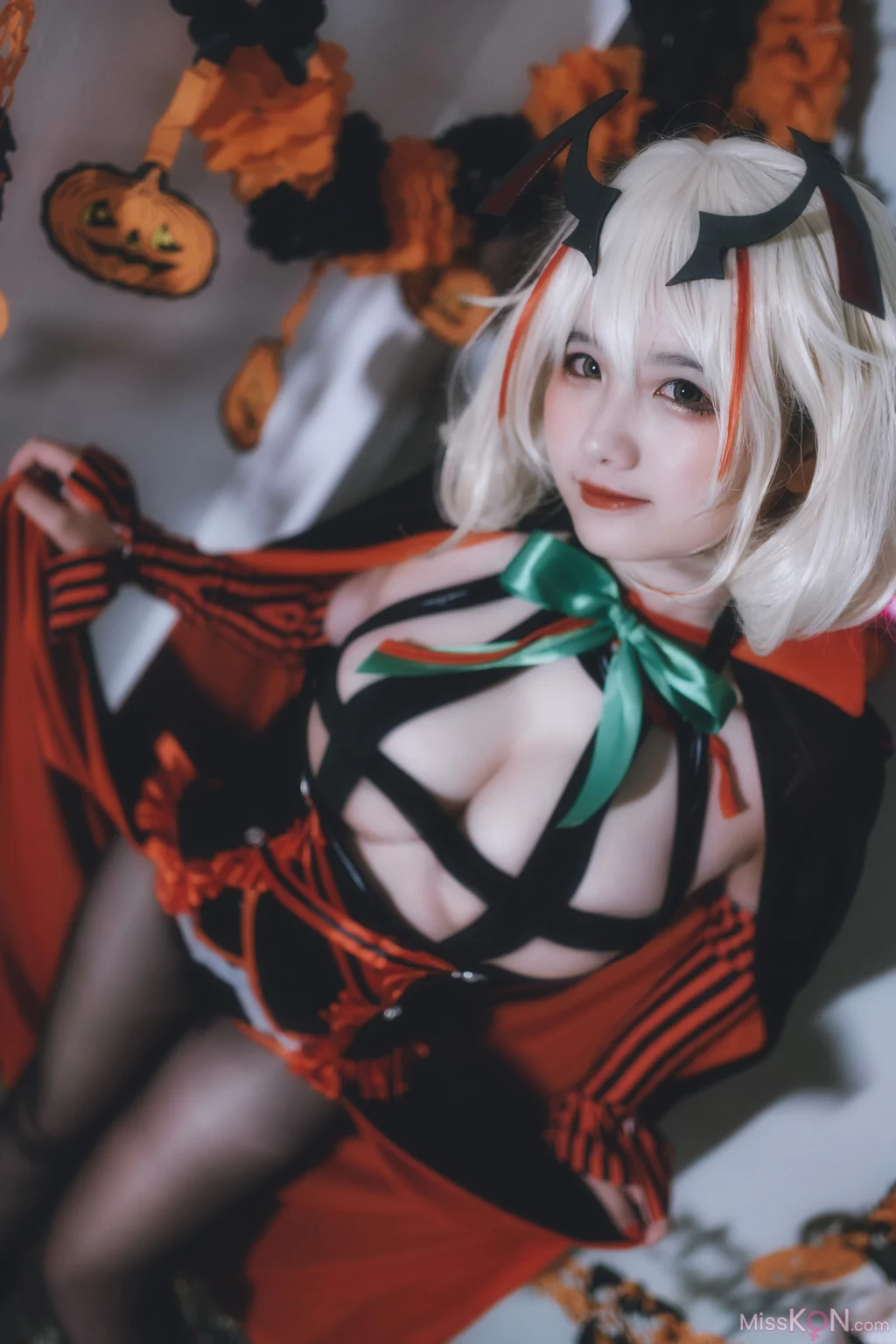 Coser@ Aban is having a great time today: Ron Halloween (28 photos) Coser@ Aban is having a great time today: Ron Halloween (28 photos)
