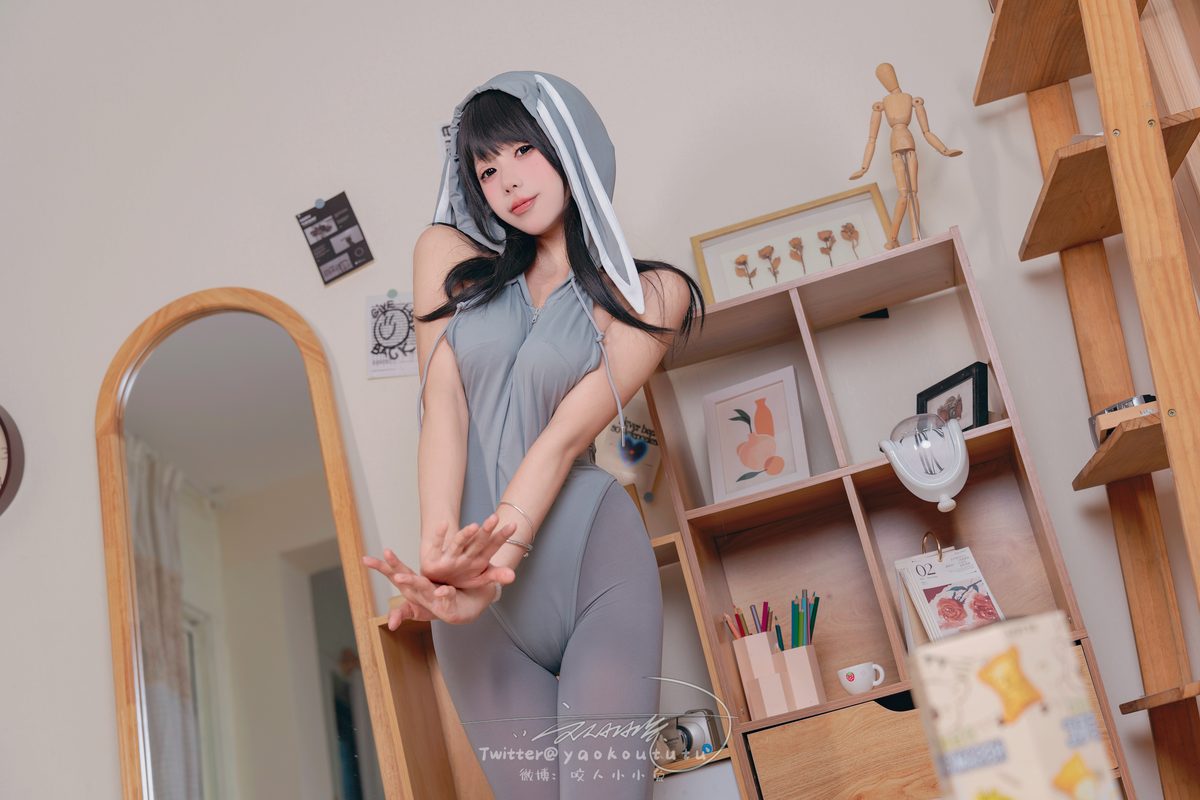 Coser@黏黏团子兔 - 小灰兔 622 Coser@黏黏团子兔 - 小灰兔 622