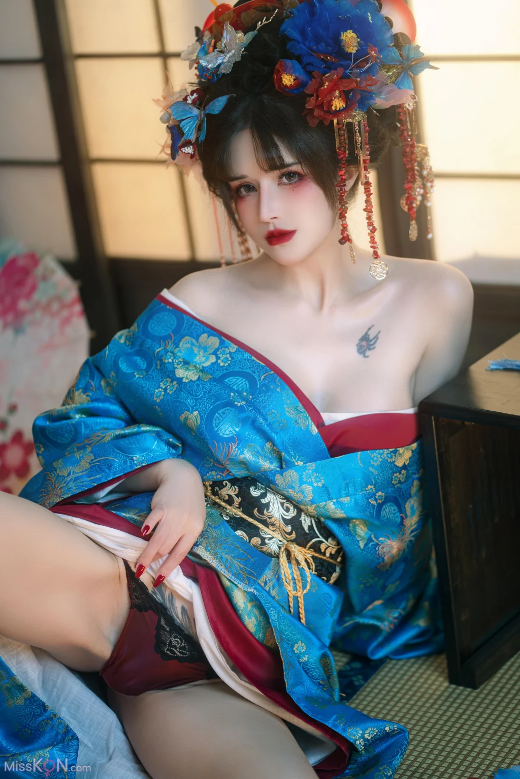 Coser@鹿八岁: 花魁の末路 (149 photos + 1 videos) Coser@鹿八岁: 花魁の末路 (149 photos + 1 videos)