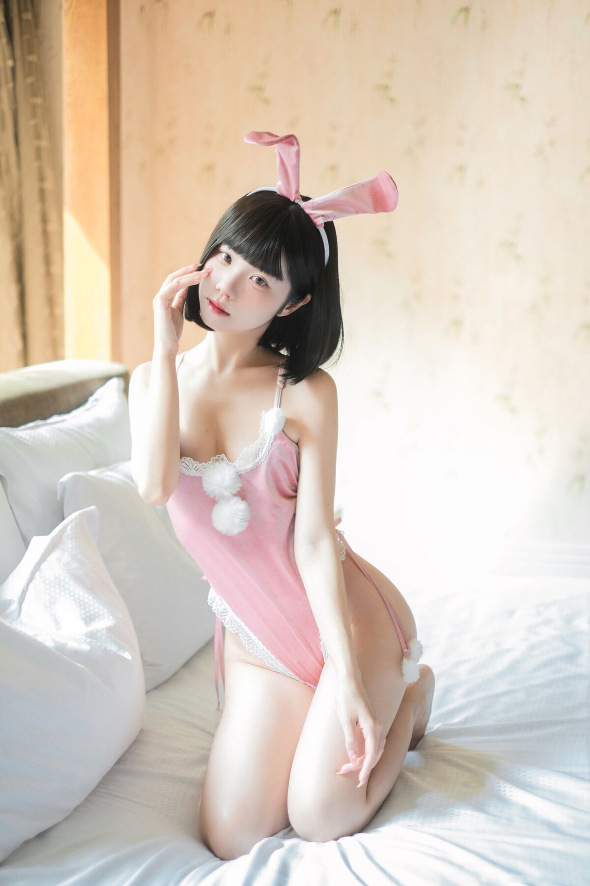 Coser@ Coco White Rabbit - Pure Desire Bunny Girl (51P) Coser@ Coco White Rabbit - Pure Desire Bunny Girl (51P)