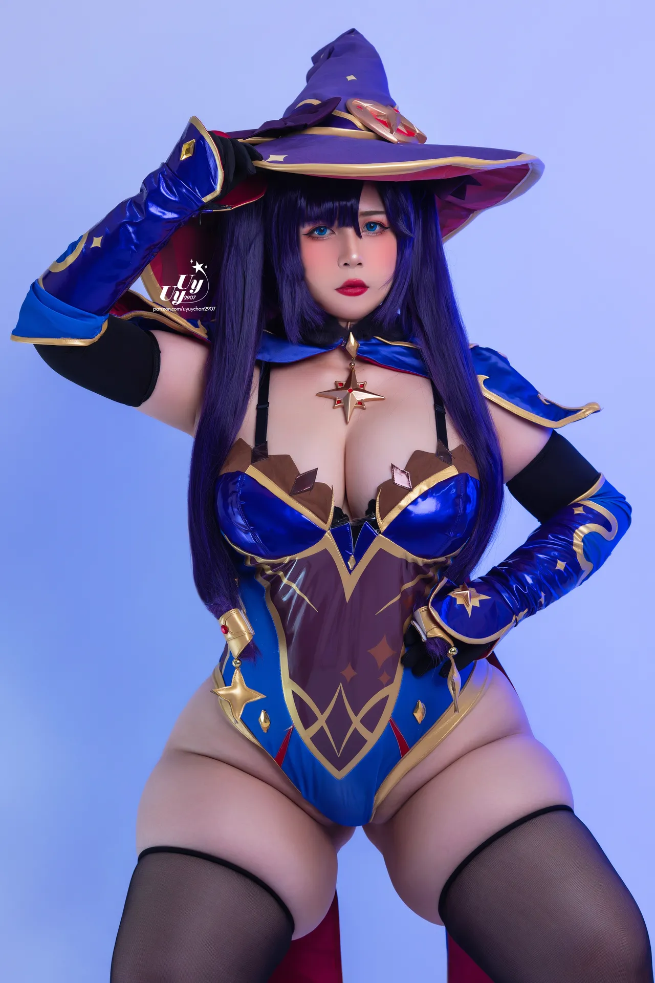 UyUy - Mona 2 UyUy - Mona 2